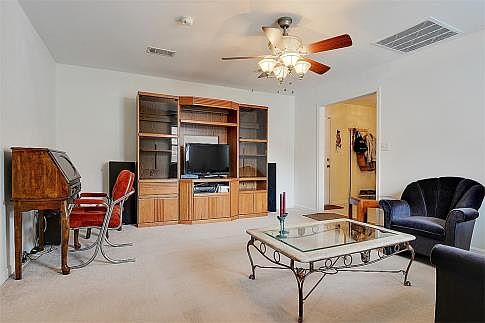 3rd image of 30575 Oak Crest Dr