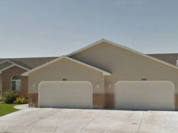 950 S Clara Ct, Ammon, ID 83406