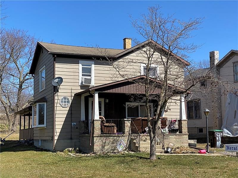 2nd image of 1669 Pine Hollow Blvd