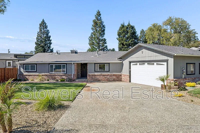 4 bed, 2.0 bath, 1520 sqft, $4,695 — Photo 3