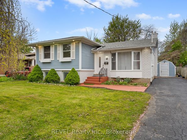 7 Rendale Ave, Saint Catharines, ON L2M 6E9