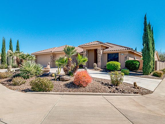 2nd image of 2841 S Alderwood Cir