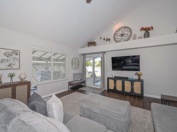 4th image of 1444 E RENEE Drive