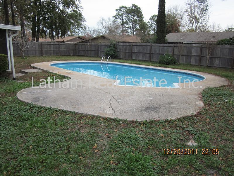 pool
