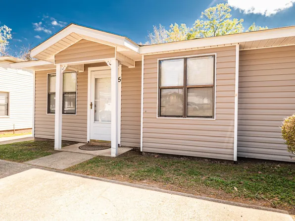 811 W Oak St, El Dorado, AR 71730
