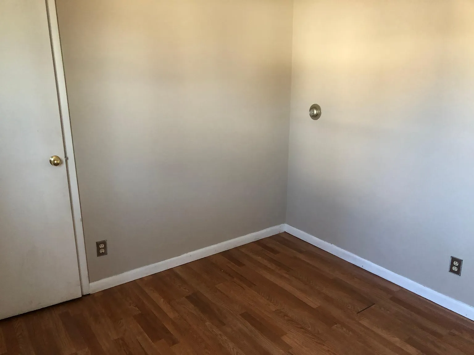 2 bed, 900 sqft, $1,700 — Photo 3