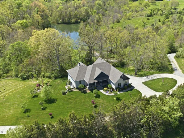 3315 Blakemore Ln, La Grange, KY 40031