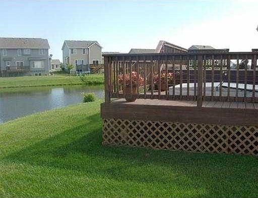 4th image of 2085 SE Leeann Dr