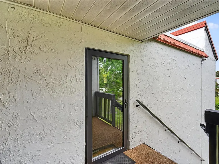3273 Beneva Rd #203 — Photo 25
