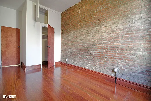 Rented by Citi Habitats | media 12