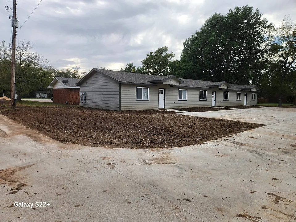 442 Wood Ave