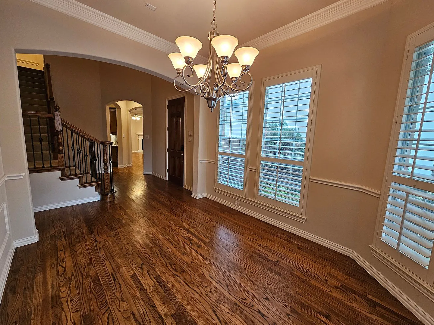 Luxury lifestyle home, nestled in the prestigious University Park in Irving TX — Photo 4