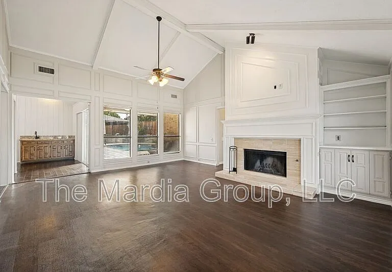 2702 Lookout Pl — Photo 6