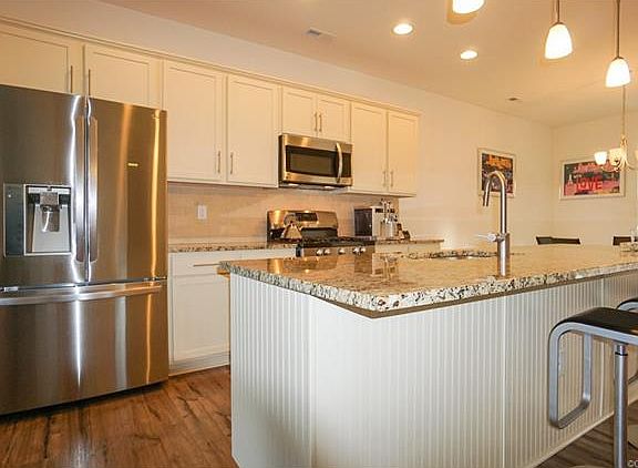 5th image of 8045 Ellendale Dr #8045