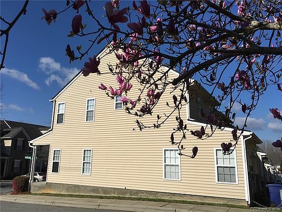 3rd image of 8767 Twined Creek Ln