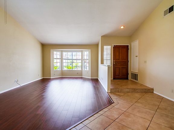 4th image of 1022 Paseo La Cresta