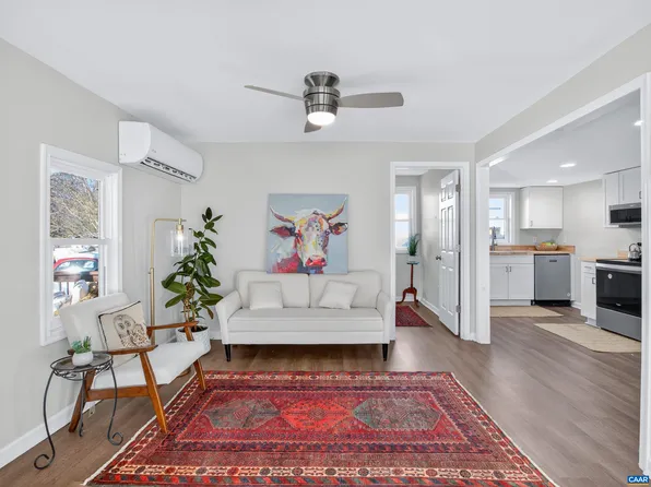 419 Quarry Rd, Charlottesville, VA 22902