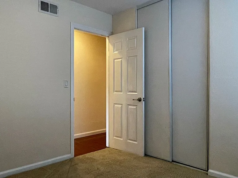 960 Branham Ln — Photo 12