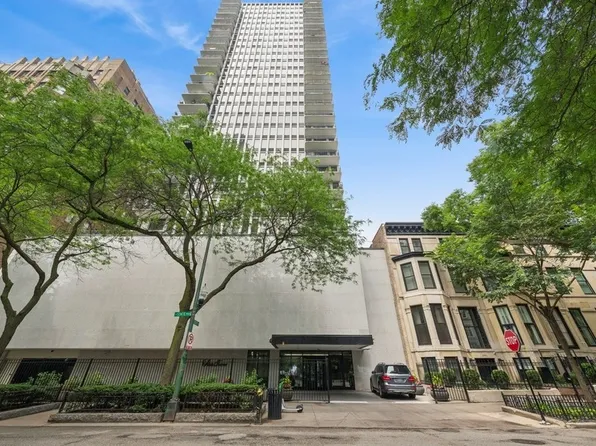 1230 N State Pkwy APT 17A, Chicago, IL 60610
