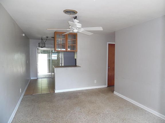 2nd image of 502 N 5th St