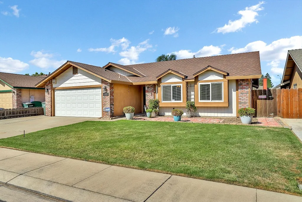 4525 Overland Pl photo 1