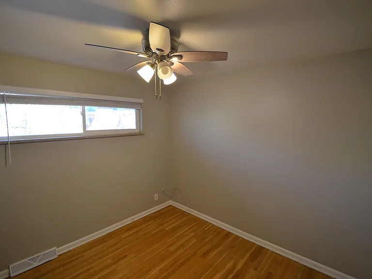5521 S Delaware St — Photo 4