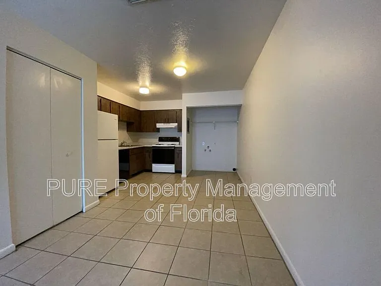 3850 SE 17th Ct #A — Photo 8