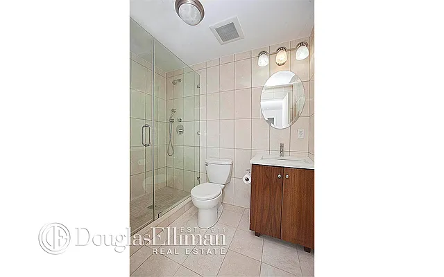 Rented by Douglas Elliman | media 35