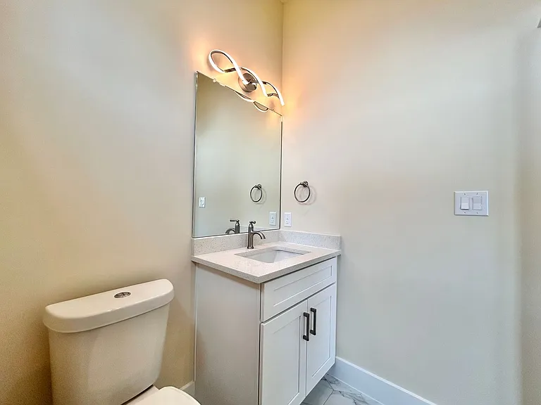5605 Samuel Huston Ave #1 — Photo 10