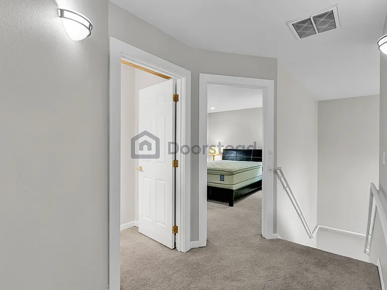 632 Park Ave — Photo 25