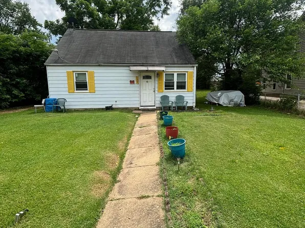 129 Evans St, Manassas Park, VA 20111