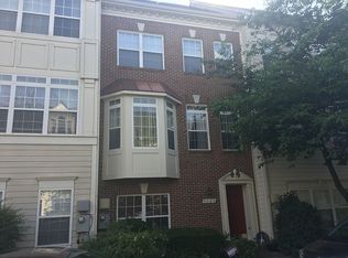 5423 Cheyenne Knoll Pl, Alexandria, VA 22312