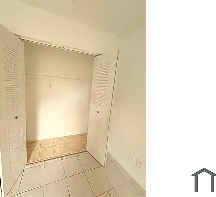 4100 NW 114th Ave — Photo 5