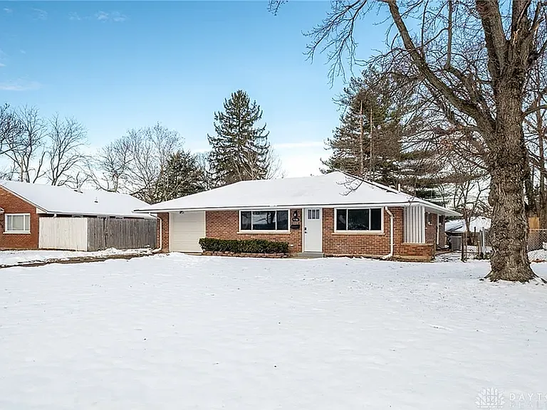 3781 Keswick Ln — Photo 16