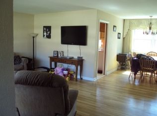 1745 Rock Dr, Decatur, IL 62521