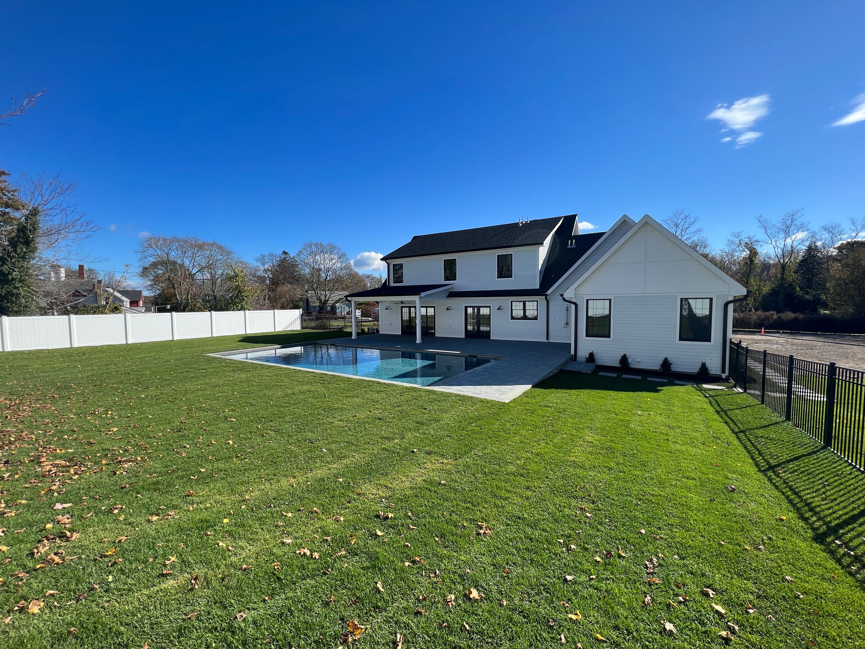 427 South Jamesport Ave Riverhead NY 11901 Out East