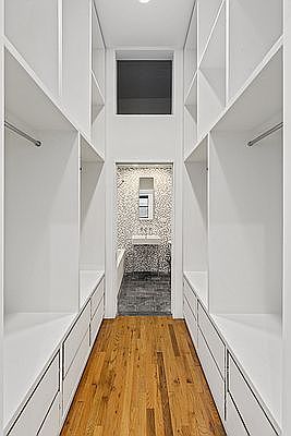 5th image of 24 Beaver St APT 3