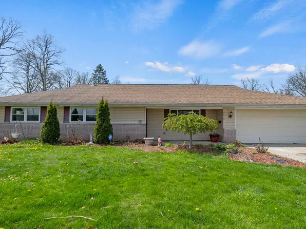 6616 Casino Dr, Fort Wayne, IN 46816