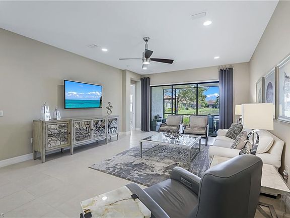 3rd image of 13409 Coronado DR