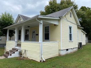 824 6th St, Charleston, WV 25302