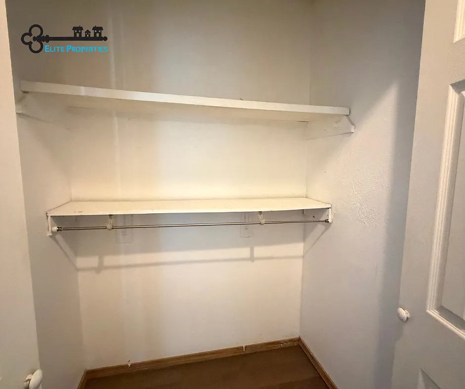 2 bed, $950 — Photo 4