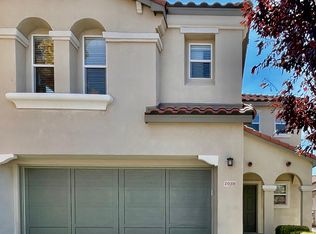 1028 Waterfall Dr NE, Rio Rancho, NM 87144