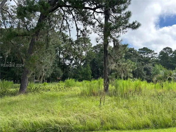 8 Sportsman Dr, Daufuskie Island, SC 29915