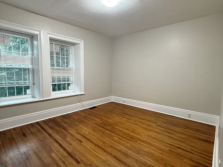 153 Norfolk St — Photo 17
