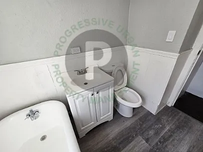8023 Kosciuszko Ave #4 — Photo 14