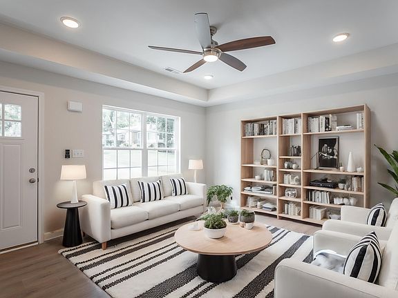 4th image of 3686 Saluda St
