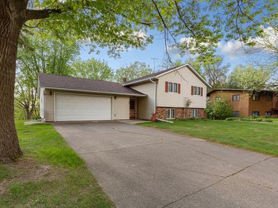 16 Crestview Bay, Faribault, MN, 55021