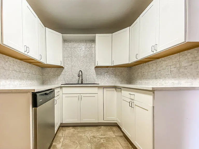 4459 Springwood Rd — Photo 9