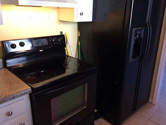 3rd image of 5531 Plantation Oaks Dr