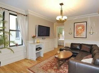 65 Morton St, Staten Island, NY 10306